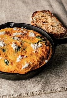 Baked omelette and halloumi