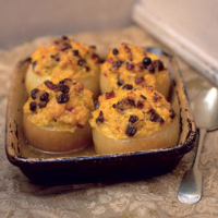 Baked onions stuffed with saffron rice