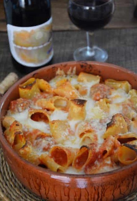 Baked pasta with meatballs and mozzarella (Pasta al forno)