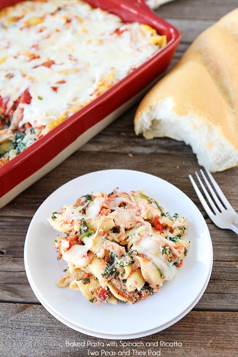Baked pasta with spinach and ricotta