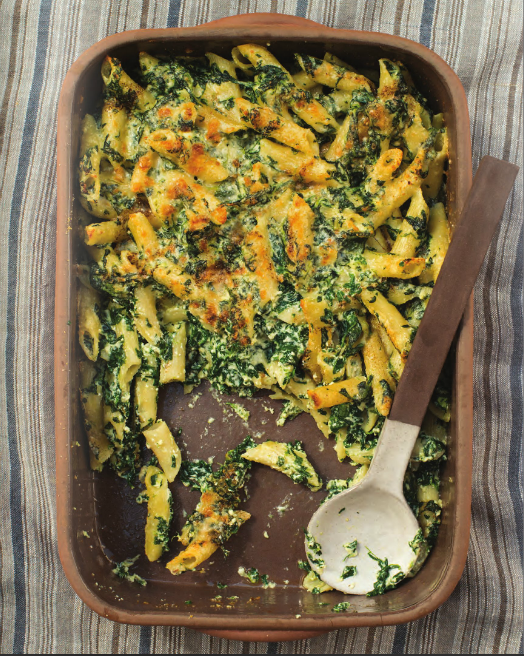 Baked pasta with spinach, ricotta, and brown butter (Pashtida)