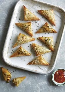 Baked pea and paneer samosas