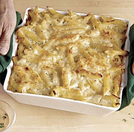 Baked penne with cauliflower and cheese