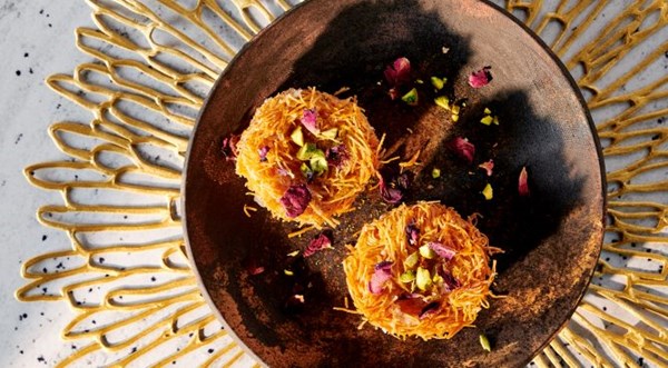Baked phyllo cups (Knafeh muffins) [Brad Mahlof]
