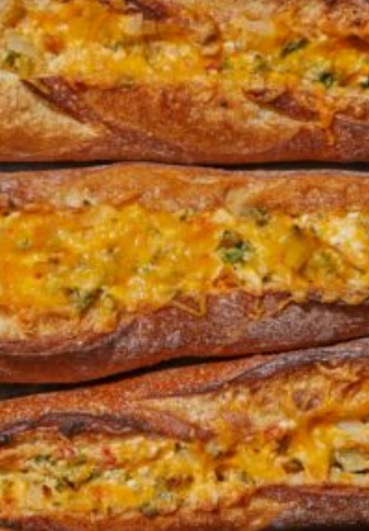 Baked pimento cheese dip