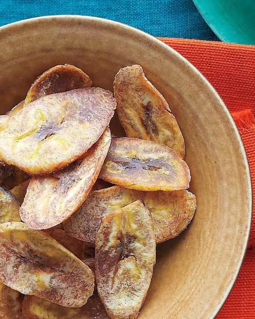 Baked plantain chips