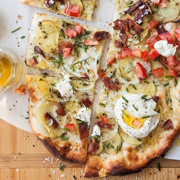 Baked potato pizza