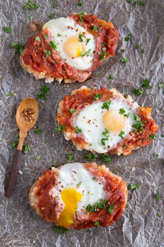 Baked potato shakshuka