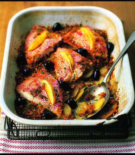Baked red bream (Besugo al horno)