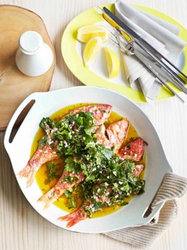 Baked red mullet with lemon dressing