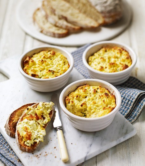 Baked ricotta with chilli and thyme