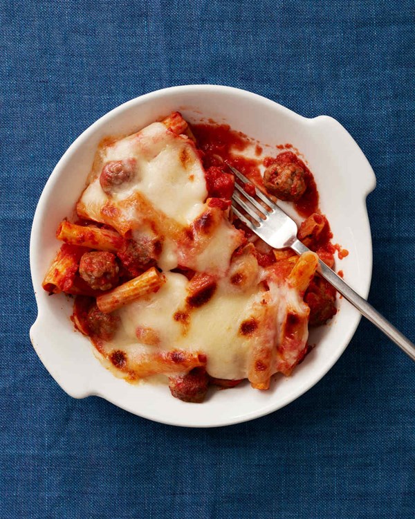 Baked rigatoni with mini meatballs