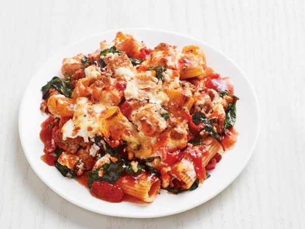 Baked rigatoni with Swiss chard and sausage