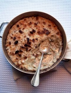Baked risotto with cauliflower, Gruyère & crisp bread crumbs