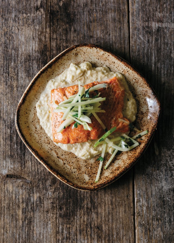 Baked salmon with apple puree and fennel salad