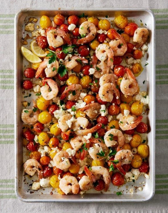 Baked shrimp with feta & tomatoes