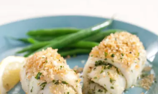 Baked sole fillets with herbs and bread crumbs