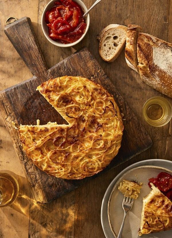 Baked spaghetti 'pie'