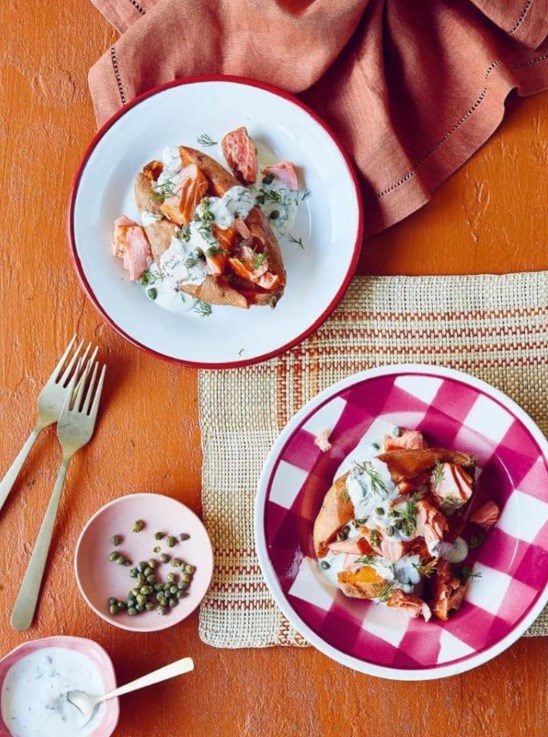 Baked sweet potatoes with hot smoked salmon