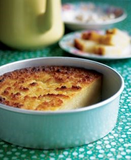 Baked tapioca cake (Kueh bengka ubi kayu)
