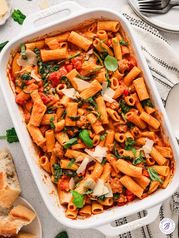Baked tomato sausage rigatoni