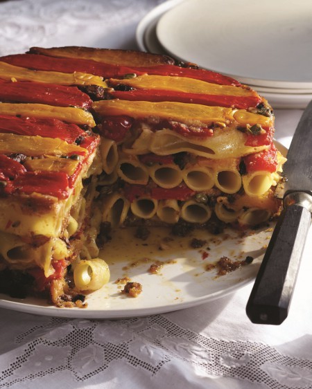 Baked ziti and bell peppers (Timballo di zite e peperoni)