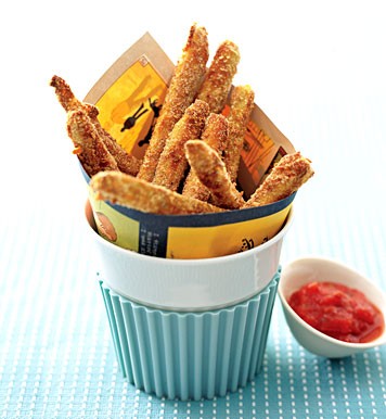 Baked zucchini fries with tomato coulis dipping sauce