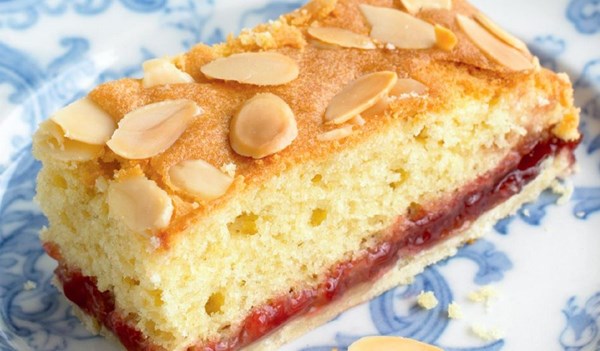 Bakewell slices