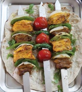 Bakhtiari mixed grill (Kabab-e Bakhtiari)