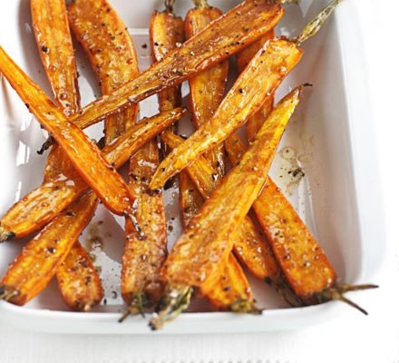 Balsamic and brown sugar roasted carrots