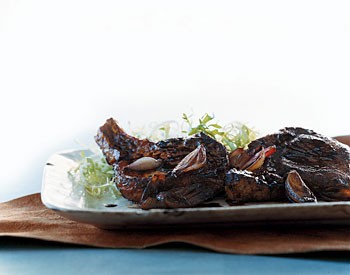 Balsamic-glazed pork chops