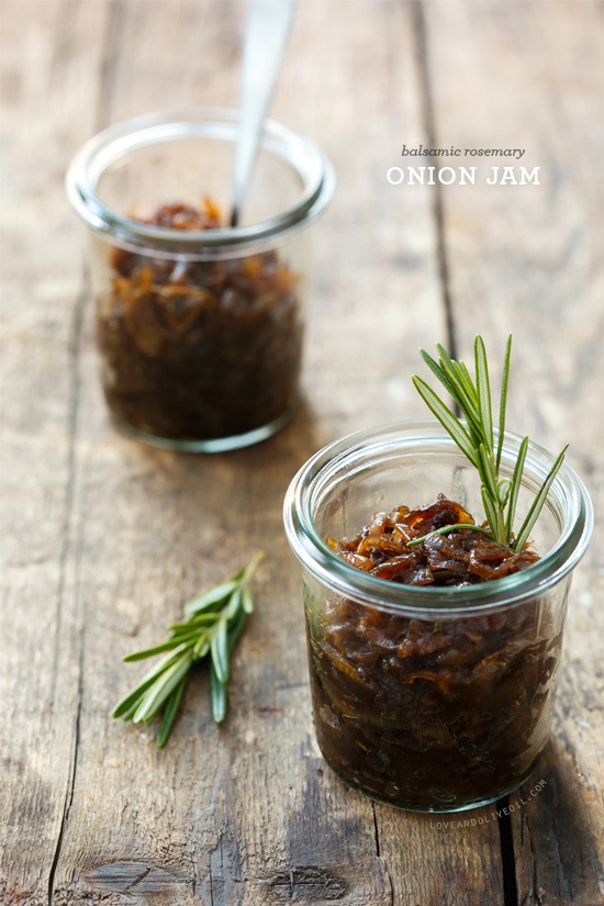 Balsamic rosemary onion jam