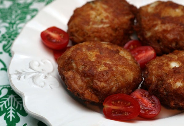 Baltimore-style crab cakes (the other way)