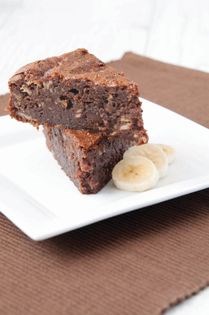 Banana & cardamom chocolate brownie cake