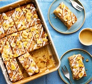 Banana & chocolate chip traybake