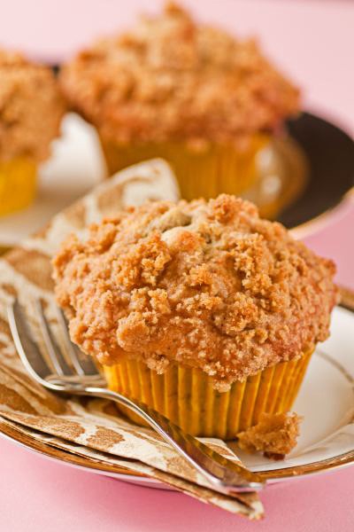 Banana, almond & white chocolate chip streusel muffins