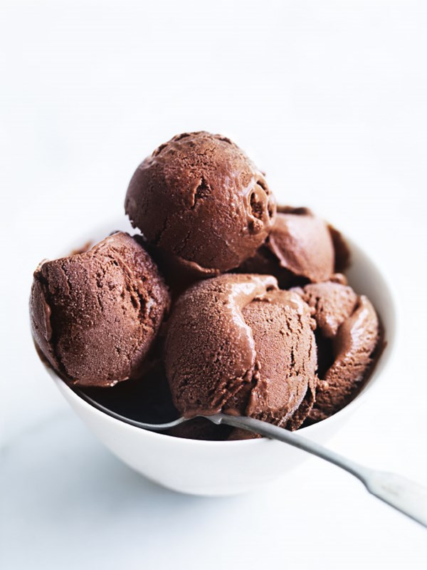 Banana and cacao ice-cream