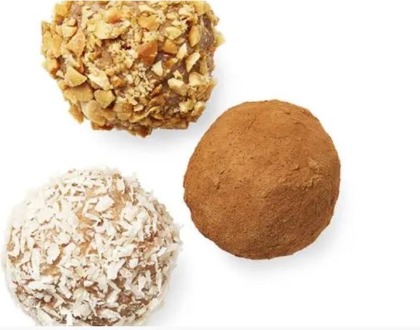Banana and carob ruffles dog treats (for dogs) [Three Dog Bakery]