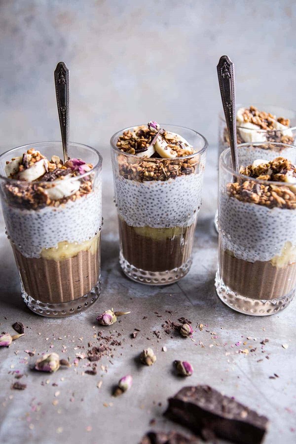Banana and chocolate chia cream pie parfaits