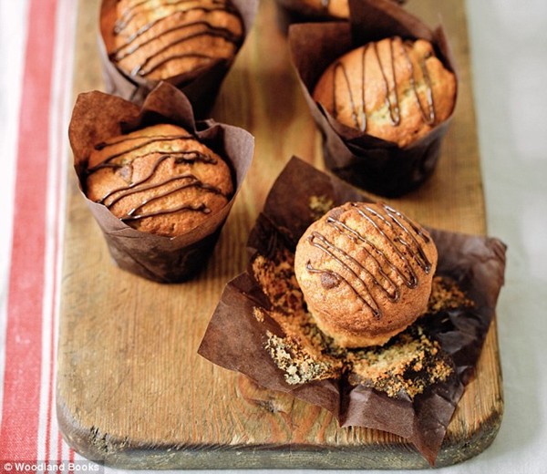 Banana and chocolate chip cupcakes