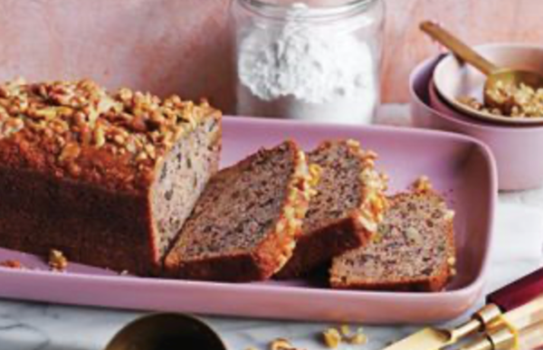 Banana and walnut loaf cake