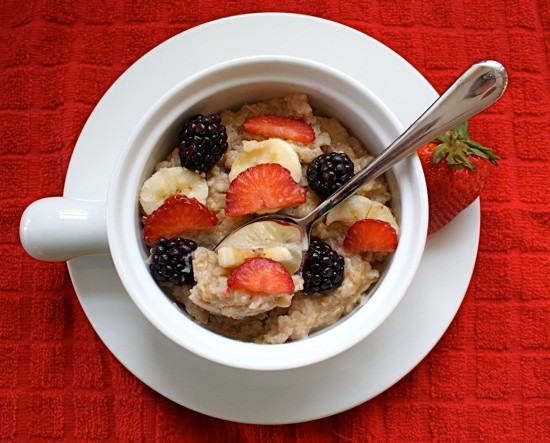 Banana berry oatmeal 