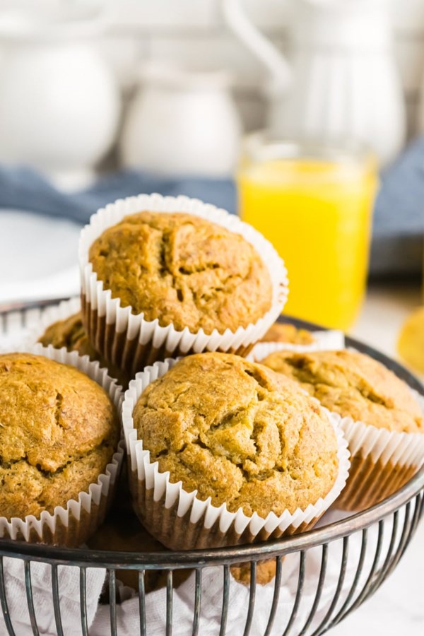 Banana-bran muffins
