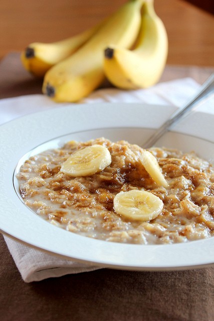 Banana bread oatmeal