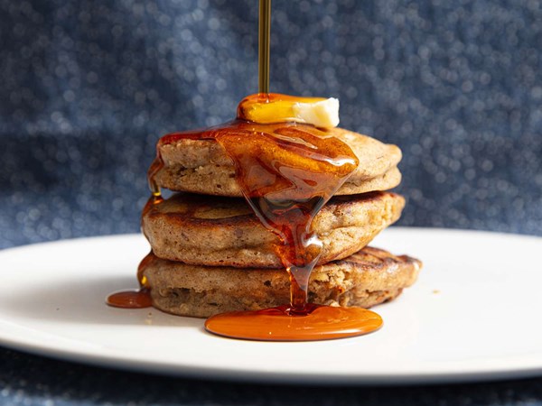 Banana bread pancakes