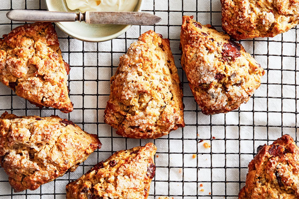 Banana bread scones