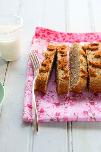 Banana bread with coconut, vanilla and rum