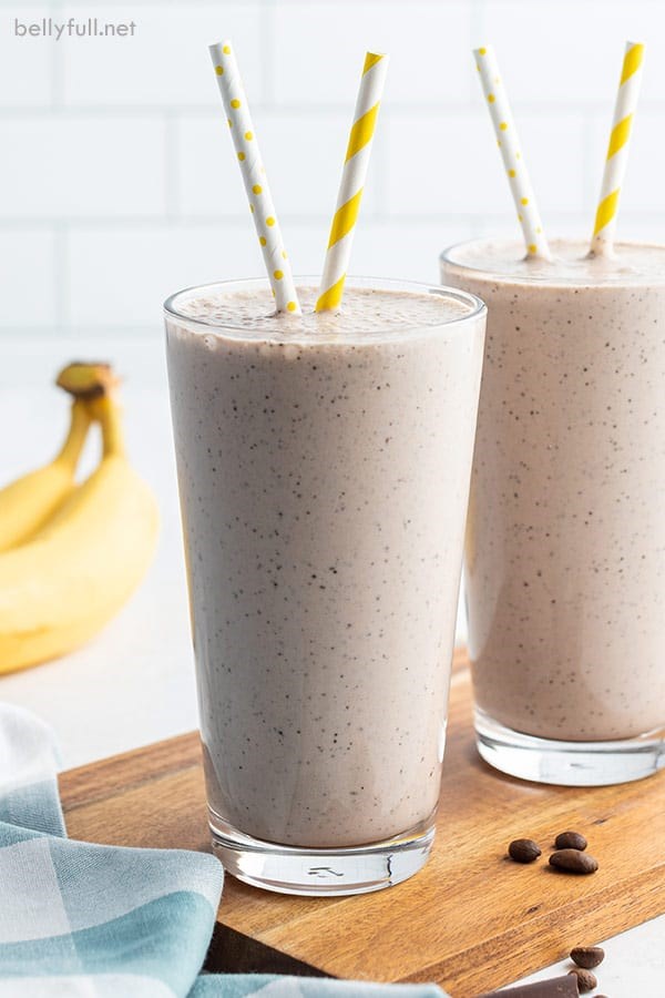 Banana breakfast smoothie
