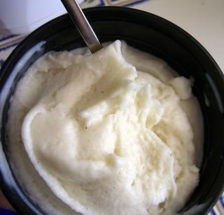 Banana buttermilk ice cream