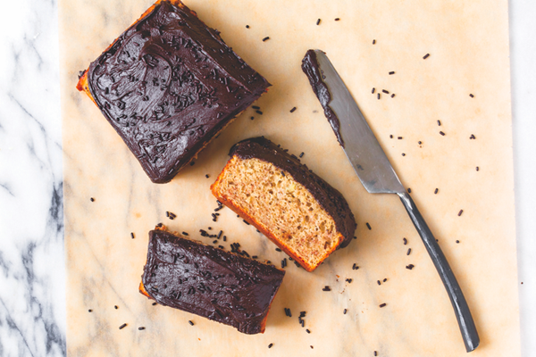 Banana cake + chocolate peanut butter frosting